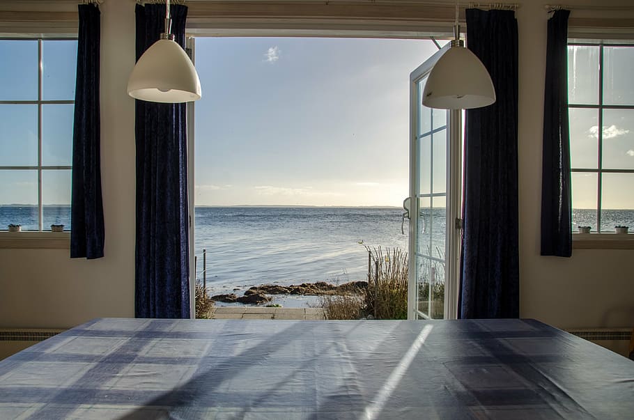 two white-and-silver pendant lamps, beach, view, autumn, hdr HD wallpaper