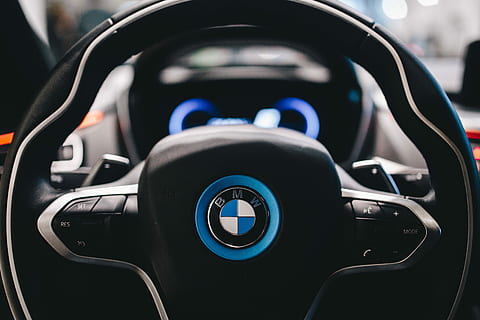 Silver BMW i8, car, luxury, auto, hybrid, eco, sports car, technology HD wallpaper