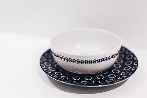 Collection of ceramic pottery, dishes, dishware, kitchenware HD wallpaper
