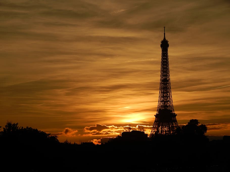 golden hour photography of Eiffel Tower, Paris, Eiffel Tower scenery during sunset HD wallpaper