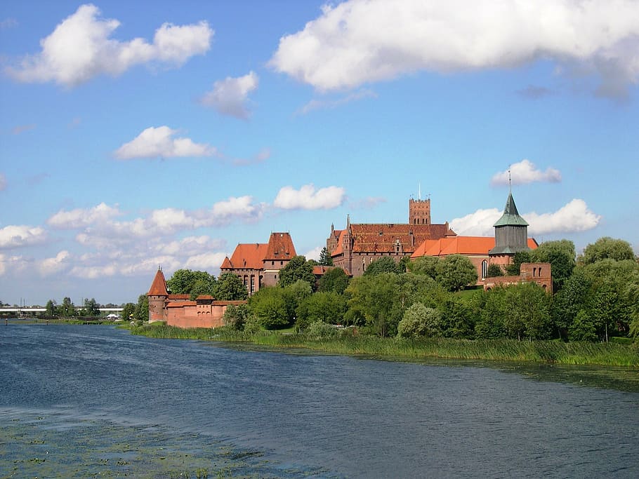 poland, castle, malbork, river, wisla, weichsel, architecture HD wallpaper