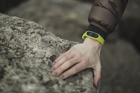 person wearing green fitness tracker, band, exercise, health HD wallpaper