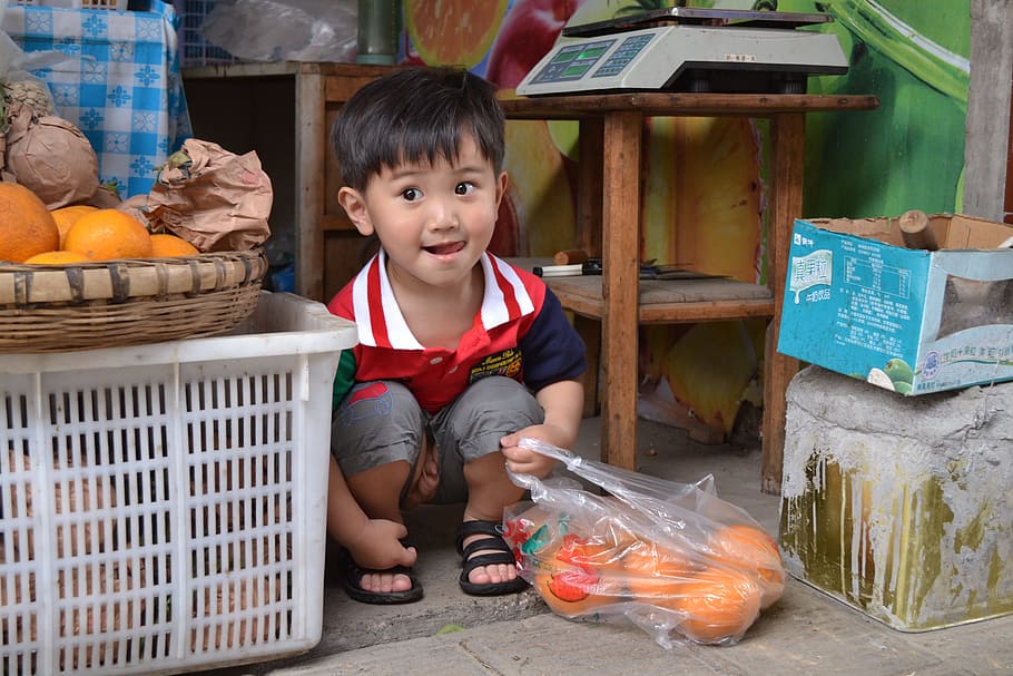 children, boy, china, oranges, childhood, real people, boys HD wallpaper