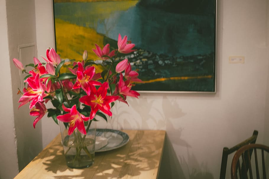 Flowers in cafe, other, indoors, home Interior, vase, decoration HD wallpaper