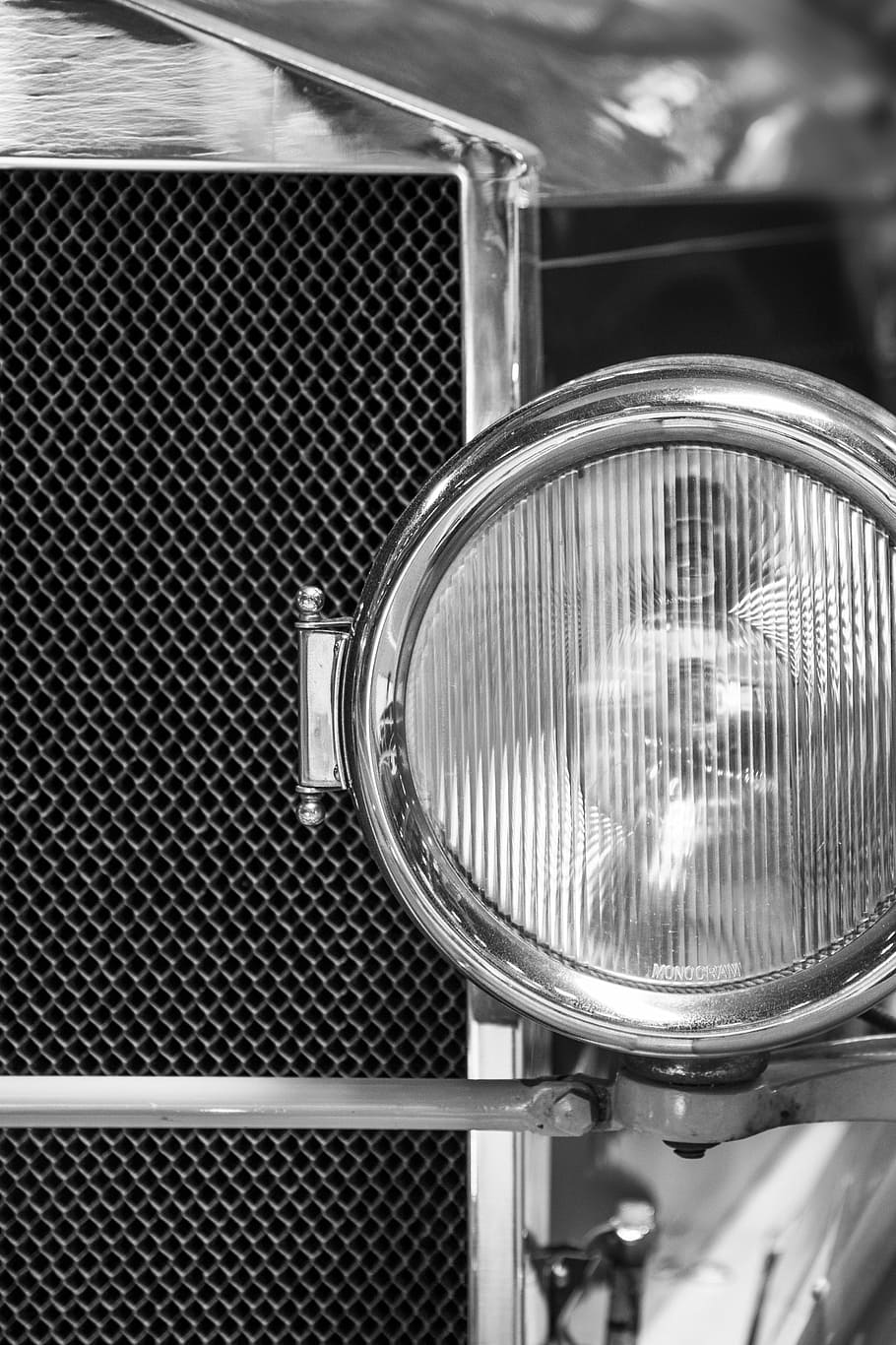 spotlight, auto, oldtimer, black and white, vehicle, automotive HD wallpaper