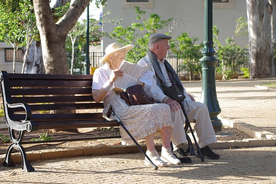 old man and woman on wooden bench, old age, park, retirement, HD wallpaper