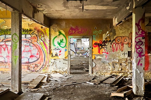 lost places, old, decay, ruin, railway depot, train, train hall HD wallpaper