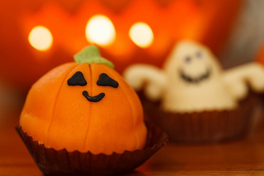 sweet-food-halloween-dessert.jpg