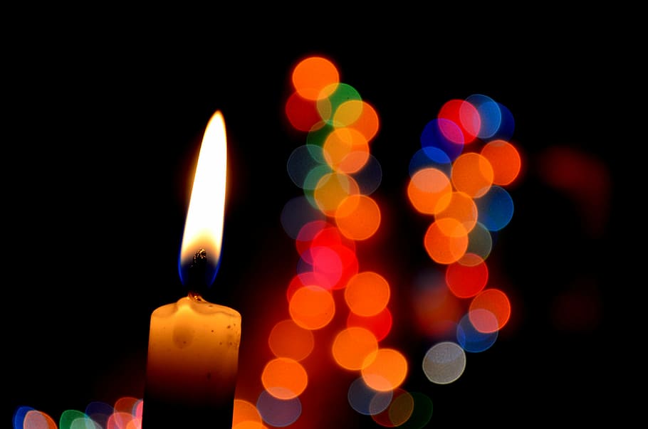 candle, bokeh, lights, flame, warmth, romantic, illuminated HD wallpaper
