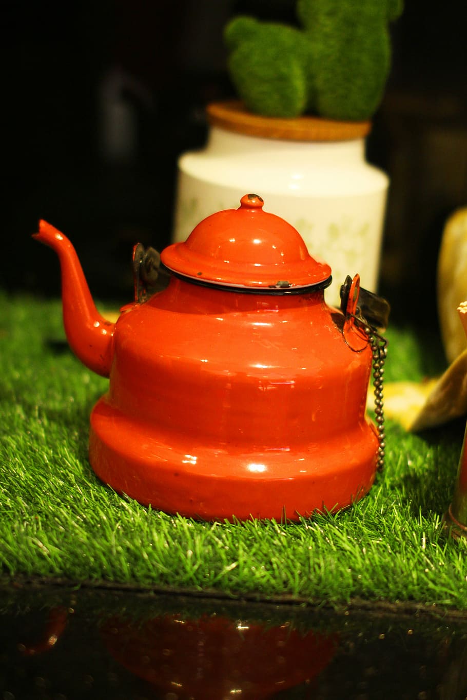 continental, teapot, turf, red, device, close-up, tea kettle HD wallpaper