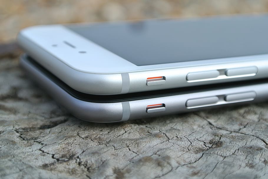 two silver 6's, iphone 6, apple, ios, ios 8, mobile, cellphone HD wallpaper