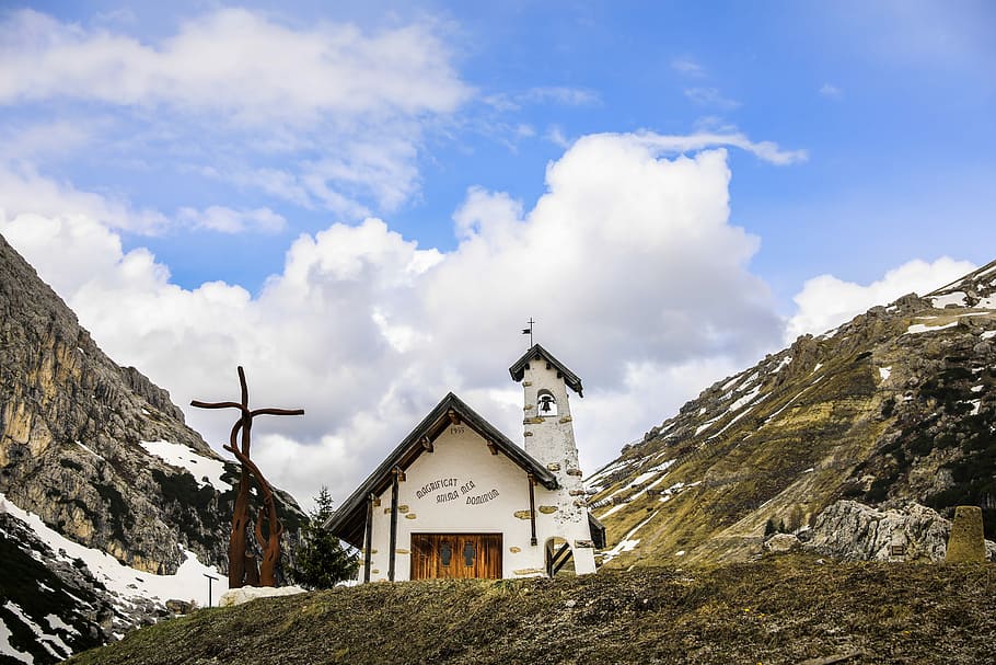 mountain, landscape, mountain chapel, building, religion, nature HD wallpaper
