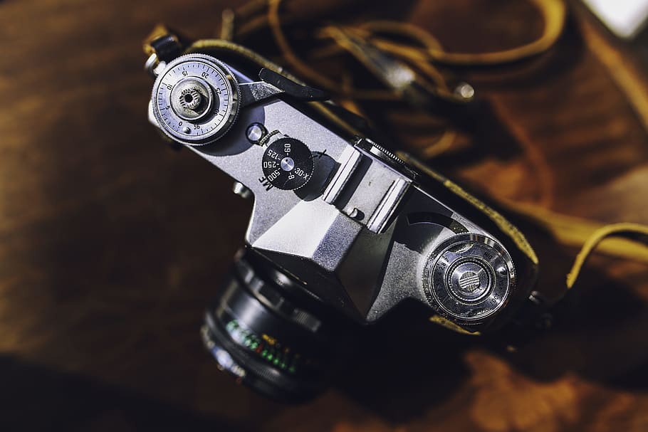 Old camera II, analog, vintage, camera - photographic equipment HD wallpaper