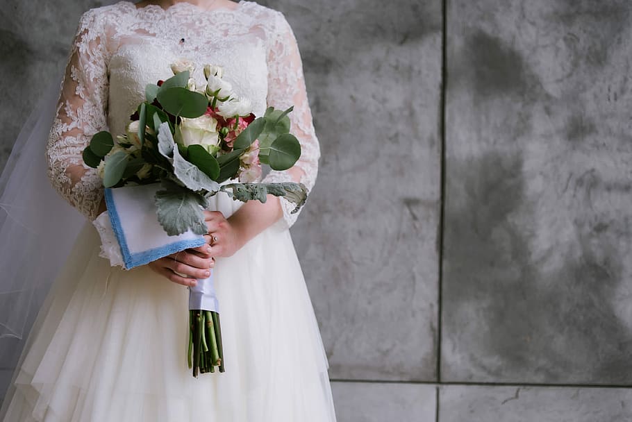 bride holding flower bouquet, ring, engagement, wedding, one person HD wallpaper