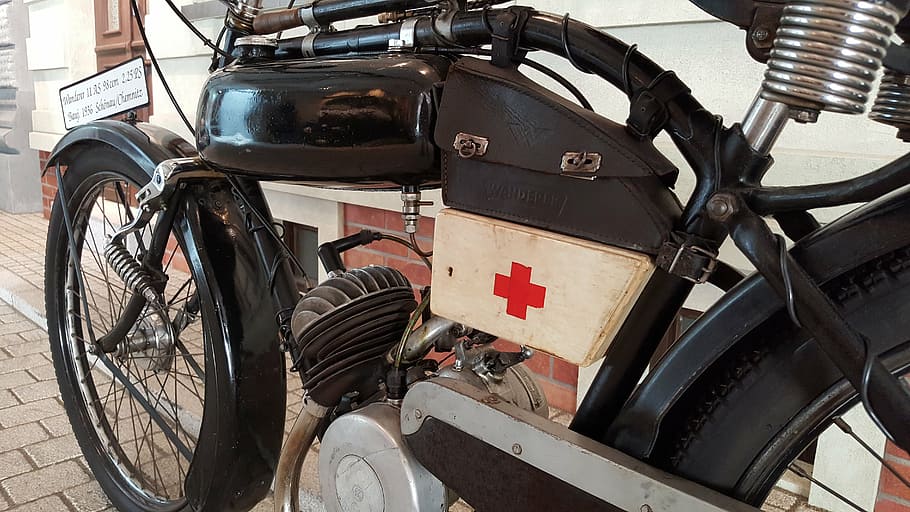 wanderer, oldtimer, moped, motorcycle, metal, wheels, first aid HD wallpaper