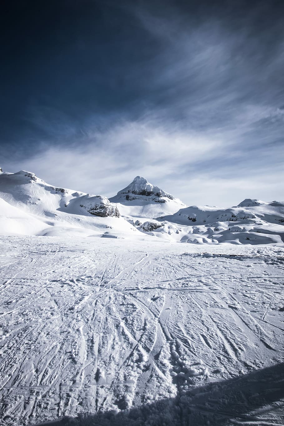 snow mountain during daytime, aerial photography of snowfield HD wallpaper