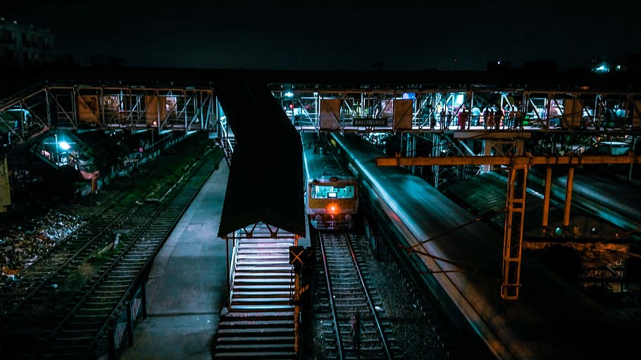 Train of thought, white and black bridge near trail, train station HD wallpaper