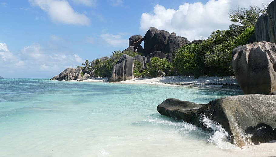 gray and green island and ocean, seychelles, beach, sea, indian ocean, HD wallpaper