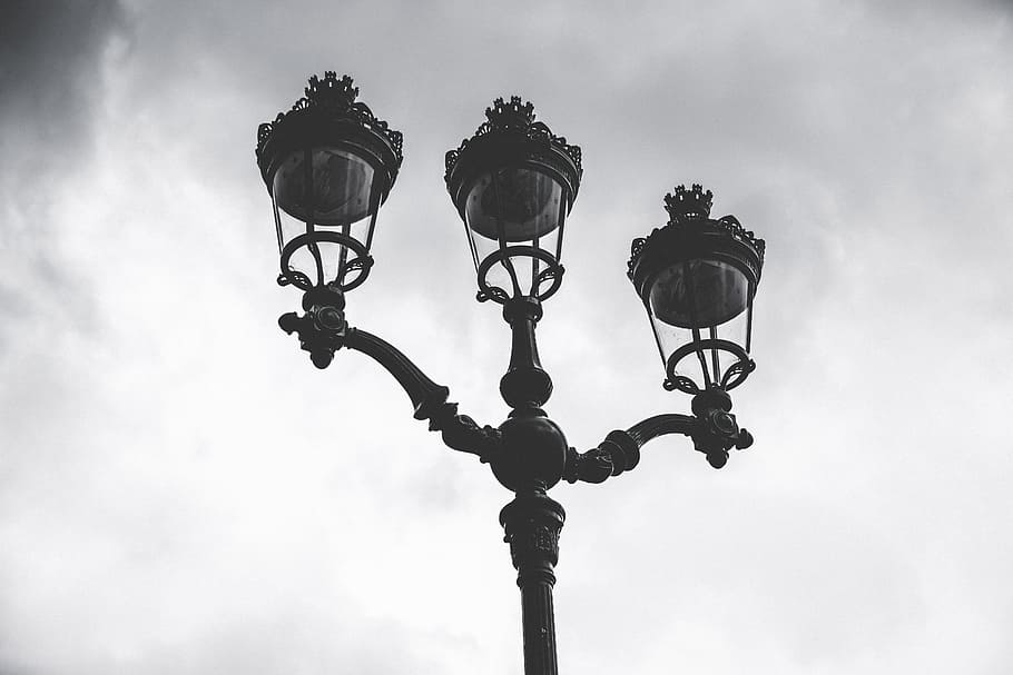 latern, dramatic, sky, clouds, city, black and white, electricity HD wallpaper