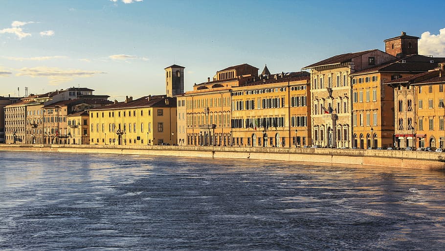 brown concrete buildings beside body of water, arno, pisa, full HD wallpaper
