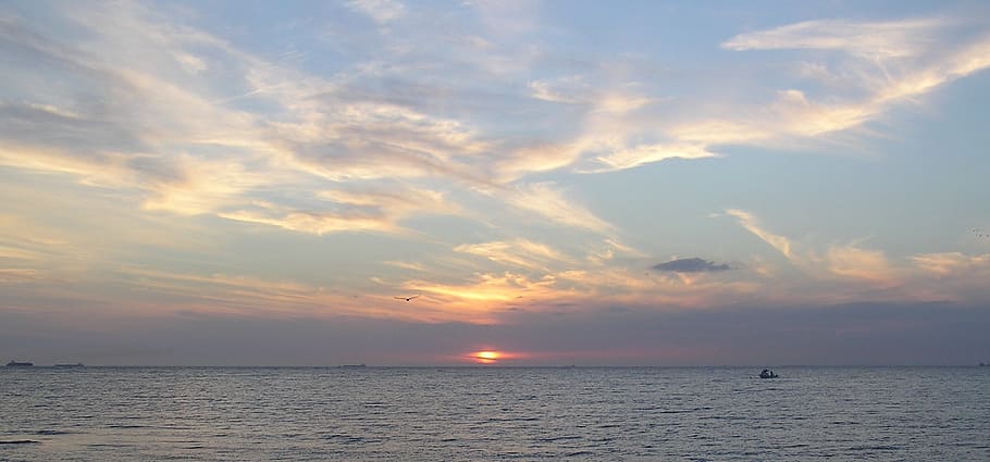 sea under blue sky, sunset, ocean, water, orange, clouds, melbourne HD wallpaper