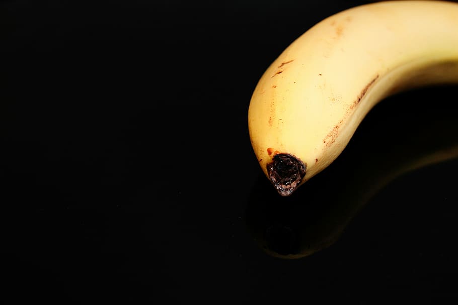 fruit, banana, black background, studio shot, close-up, indoors HD wallpaper