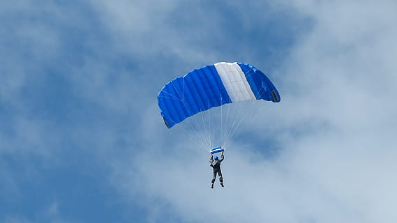 parachute, parachutist, sky, float, fly, blue white, skydiving HD wallpaper