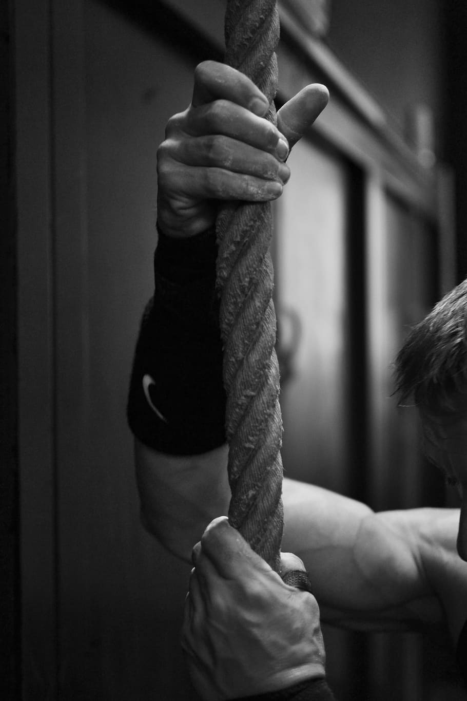 gray scale photo of man holding rope, grayscale photo of person holding rope HD wallpaper