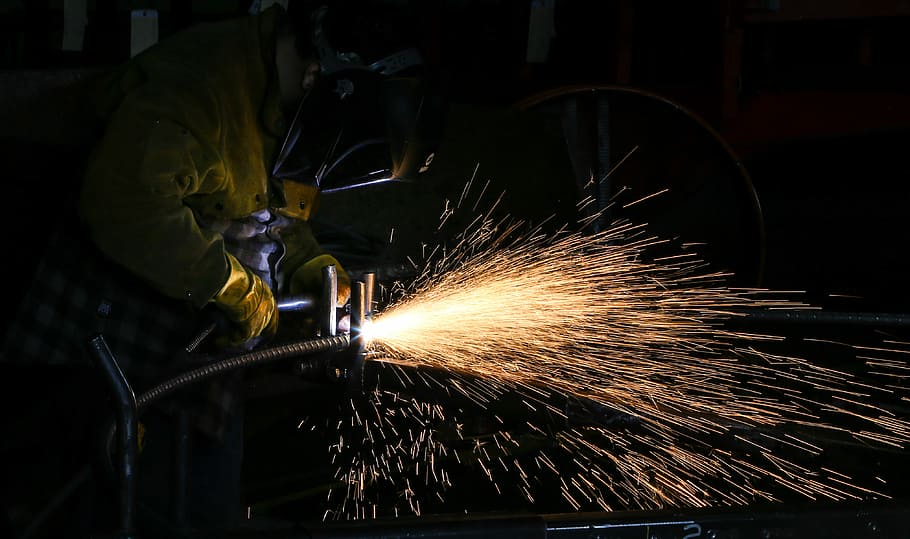 Sparky, person cutting metal inside room, fire, flame, man, mask HD wallpaper