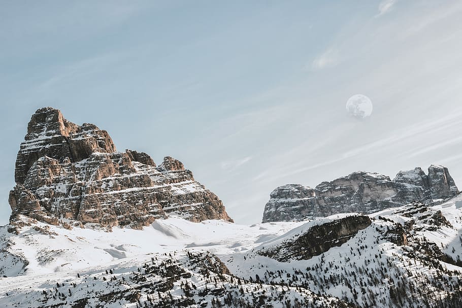 landscape of mountain with snow, landscape photography of mountain coated with snow HD wallpaper
