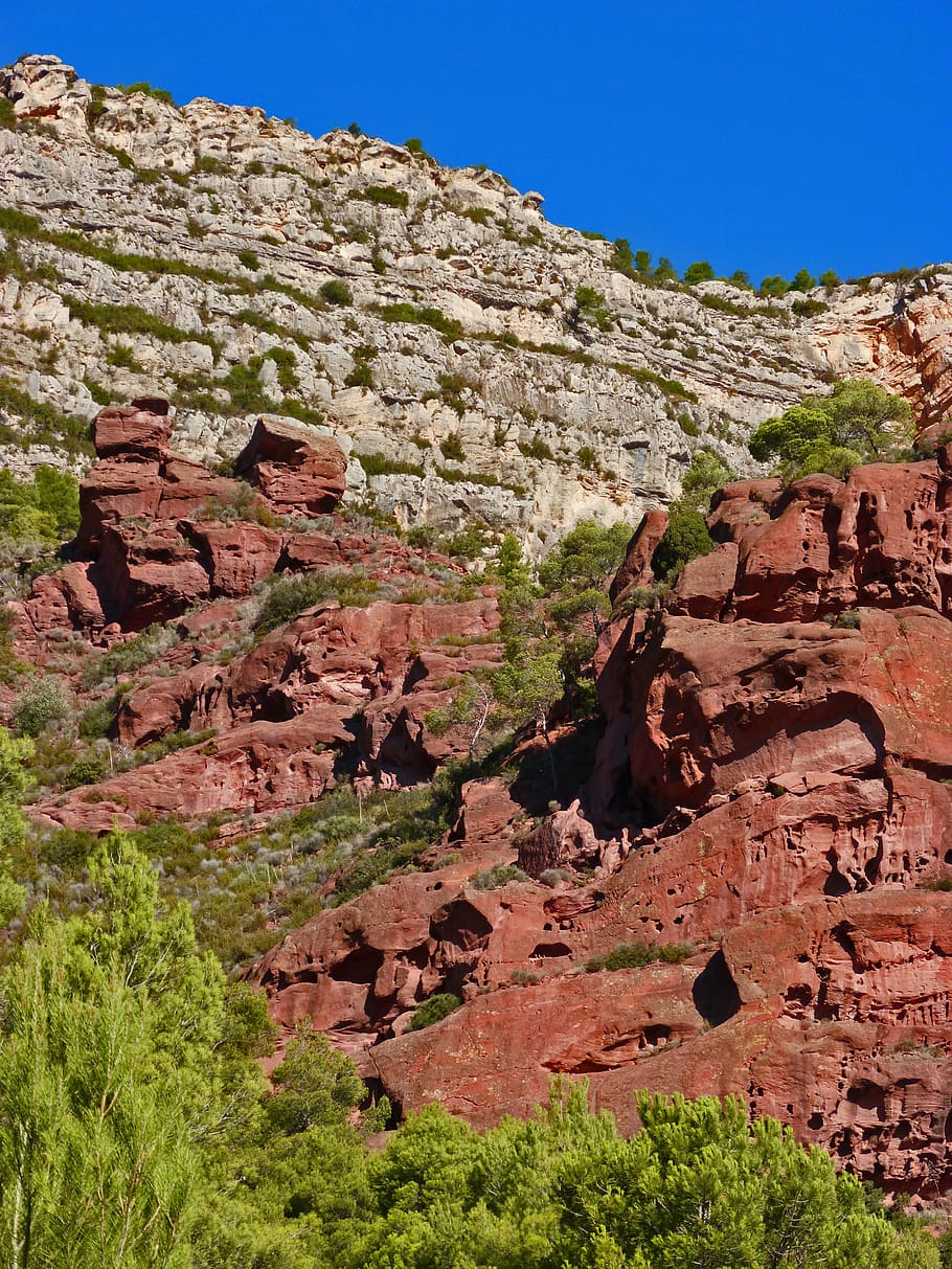 mountains, montsant, rocks, limestone, red sandstone, priorat HD wallpaper