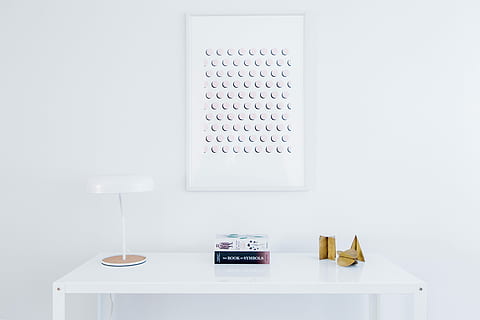 Minimal desk and painting, white wooden table and table lamp HD wallpaper