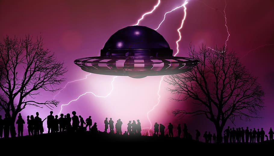 alien spaceship above people, ufo, arrival, human, group, quantitative, HD wallpaper