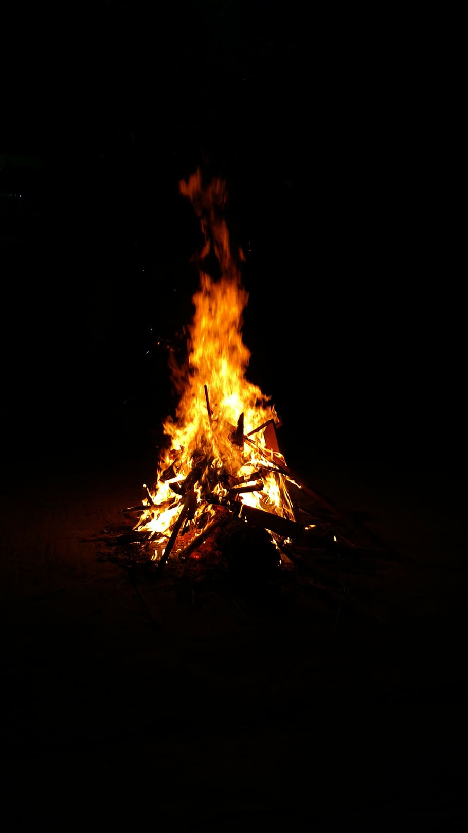 fire, wood, night, flame, burning, bonfire, heat - temperature HD wallpaper
