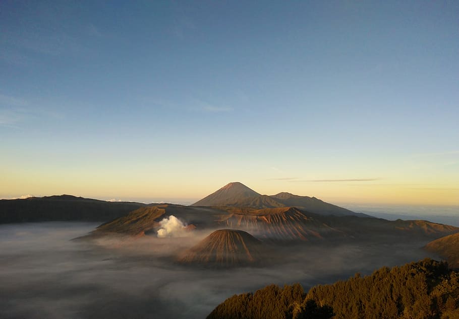 Volcano, Mount Bromo, Mount Semeru, mountain, landscape, fog, HD wallpaper