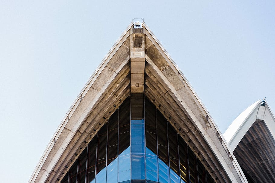 Sydney Opera House, Australia, brown and black commercial building HD wallpaper