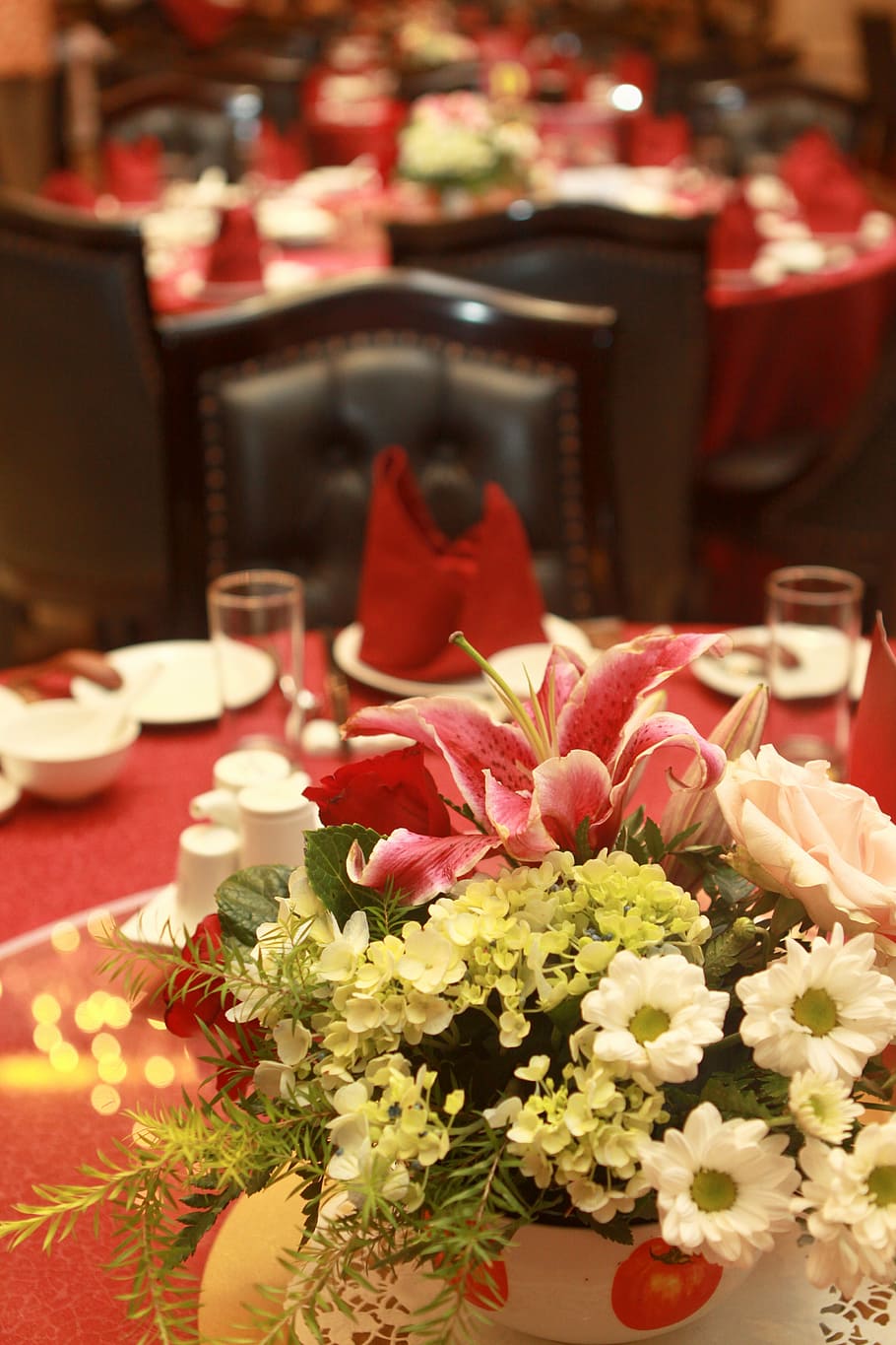 dining, restaurant, table, plate, celebration, event, decoration HD wallpaper