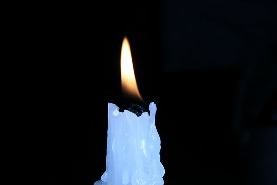 candle, light, dark, fire, flame, night, candlelight, glowing HD wallpaper