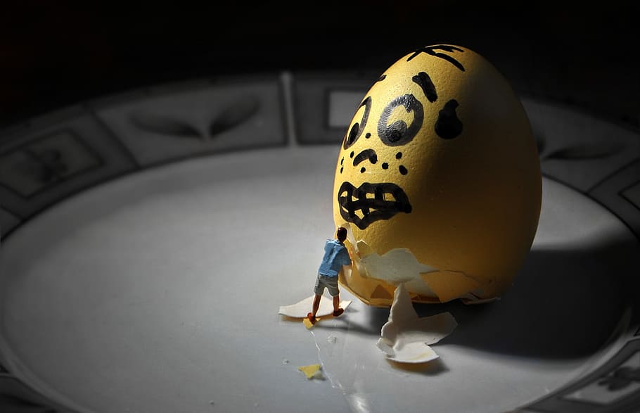 egg, easter egg, little people, tiny people, indoors, no people HD wallpaper