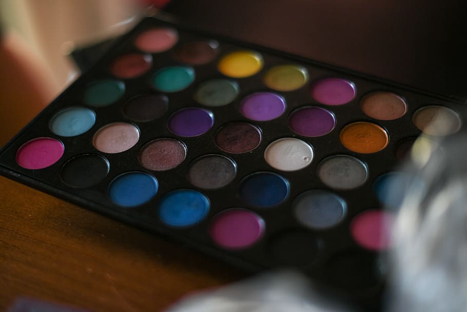 Colorful Make Up Palette, application, art, blur, bright, case HD wallpaper