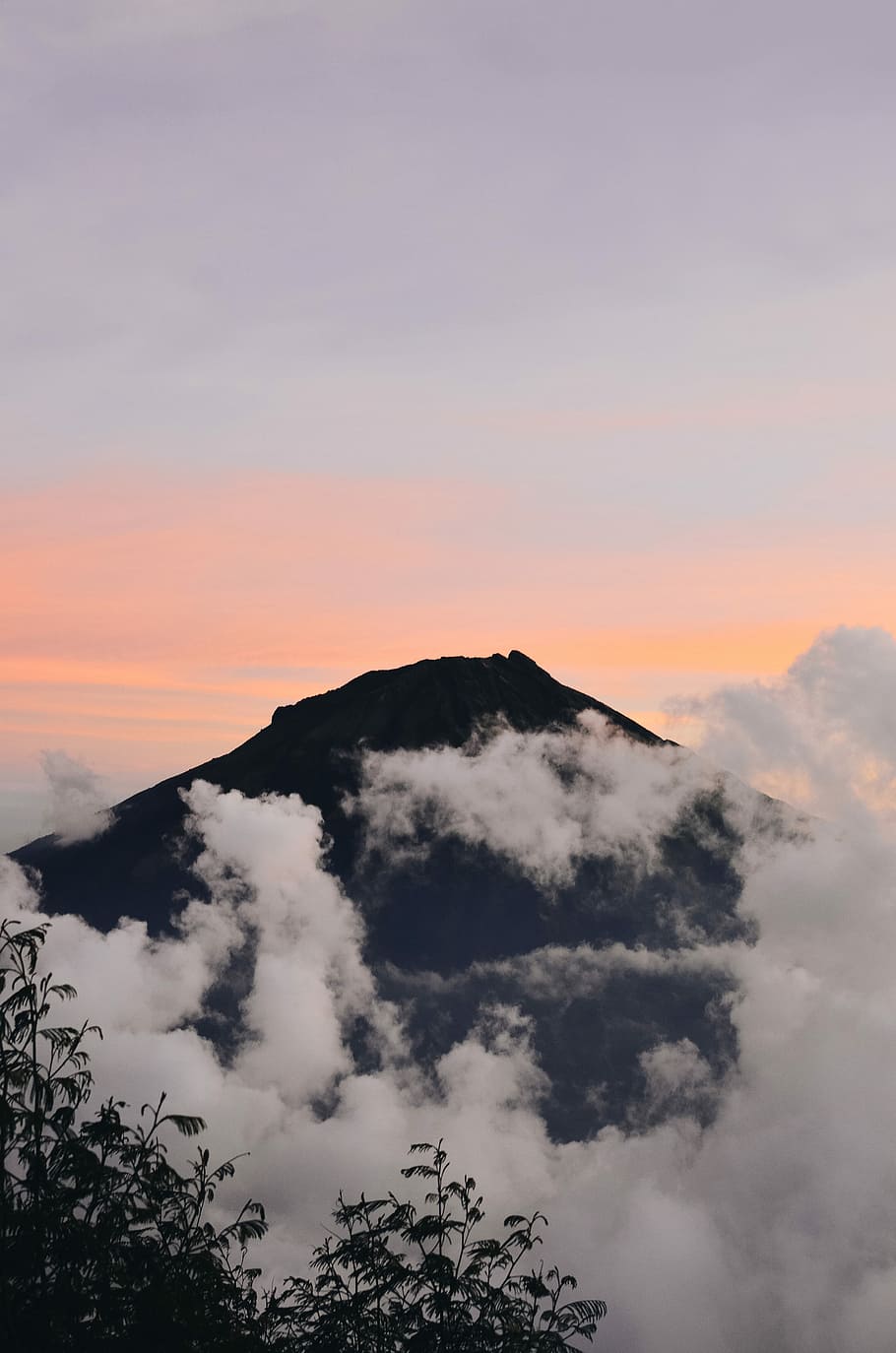 black mountain with white clouds during sunset, silhouette photo of cloudy mountain HD wallpaper