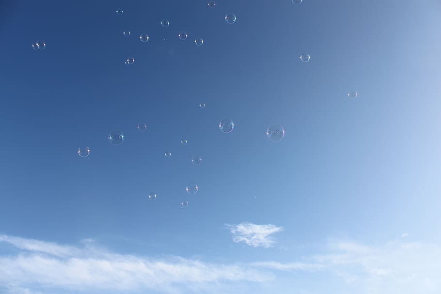 white and blue cloudy sky during daytime, soap bubbles, limitless HD wallpaper