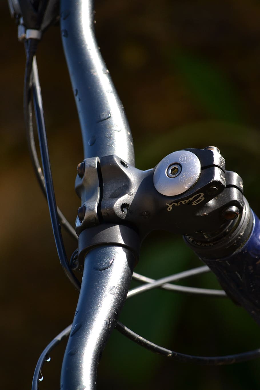 bike, handlebars, bicycle, focus on foreground, close-up, metal HD wallpaper