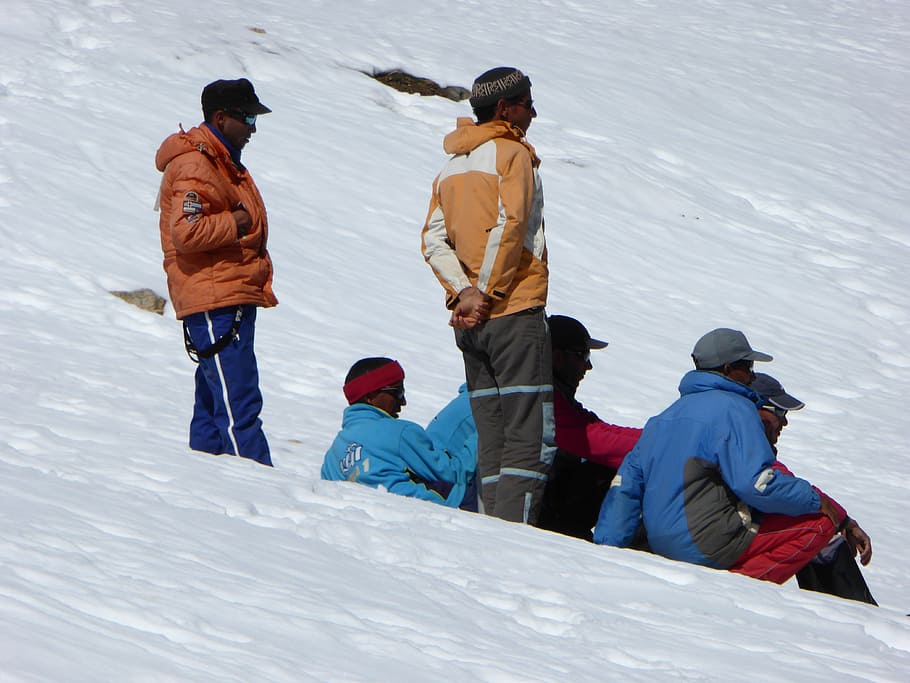 skiing, ski instructors, runway, ski lessons, winter, morocco HD wallpaper