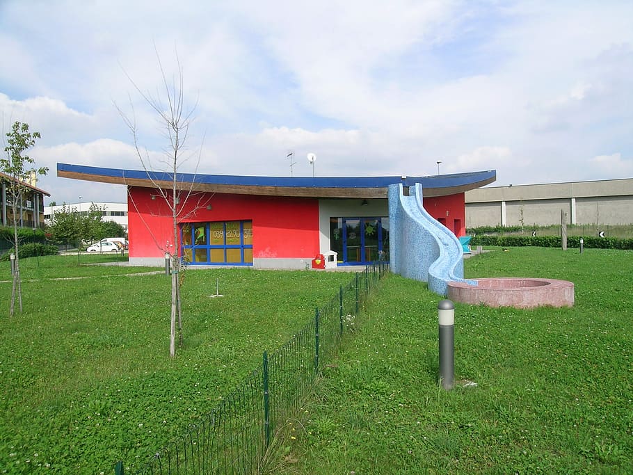 Kindergarten, Cornate D'Adda, green color, grass, built structure HD wallpaper