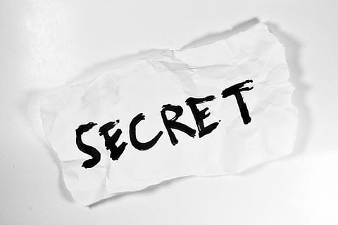 Secret text on white piece of paper, hidden, message, message on paper HD wallpaper