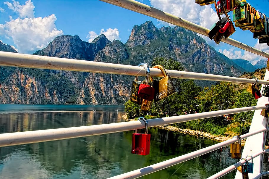 assorted padlocks, gold and red padlocks hanging on fence, stainless steel HD wallpaper