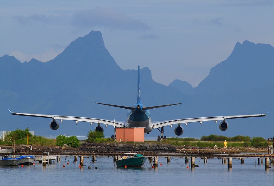Moorea, French Polynesia, aircraft, port, side, water, mountain, HD wallpaper