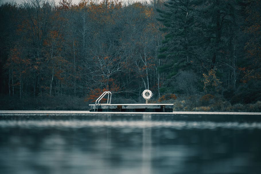 boat near body of water, grey body of water near grey stainless steel pool ladder HD wallpaper