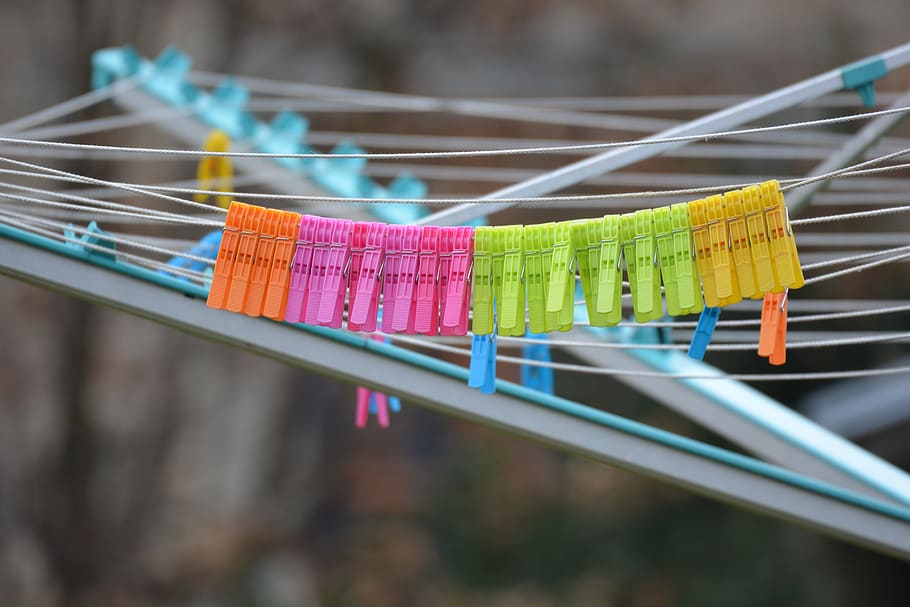 wasdraad, clothes pegs, colors, hanging, multi colored, clothesline, HD wallpaper